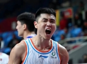 QYG-漓江雄鲨队失利南城山猫队，自行车大奖赛上演关键失误成转折！外援联手发威(杰森斯坦森战斧行动3)