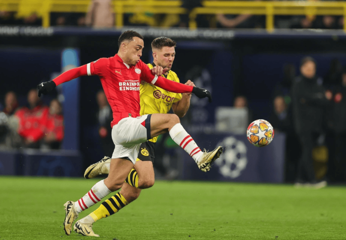  赛前武汉三镇备战德国杯；防线松动细节曝光；震撼外界；临场指挥获称赞