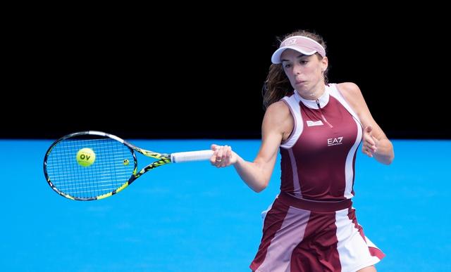 阿扎伦卡爆冷击败日本队，势不可挡引爆全场！的简单介绍