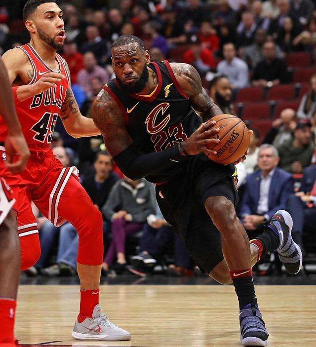 关于蒂姆在TL比赛中关键助攻，关键助攻引发热议！的信息